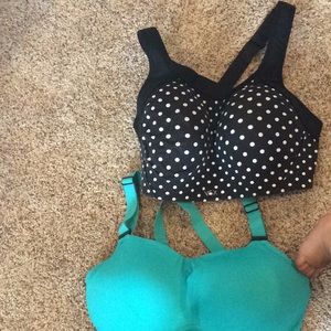 Victoria’s Secret sport bra 34DD